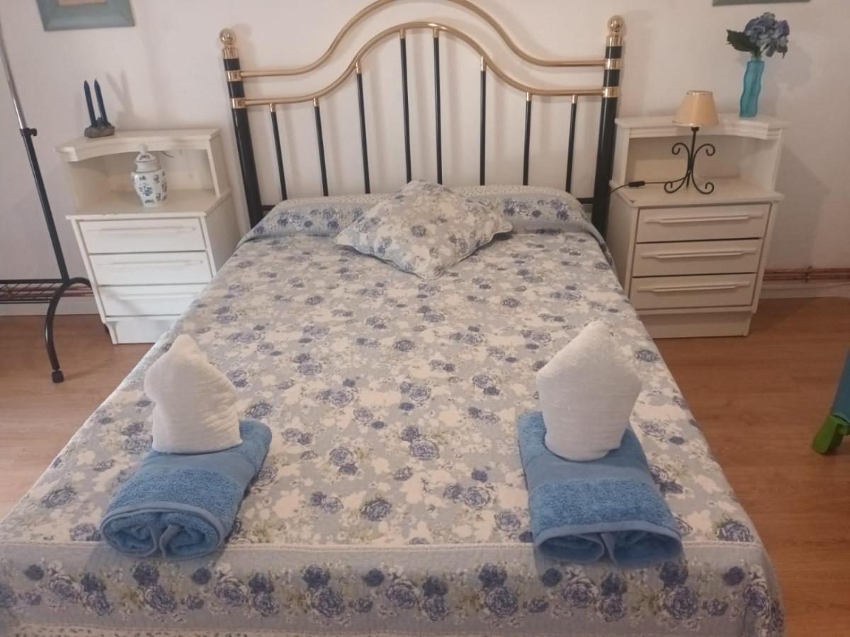 Vista A La Sierra Apartman El Astillero Kültér fotó